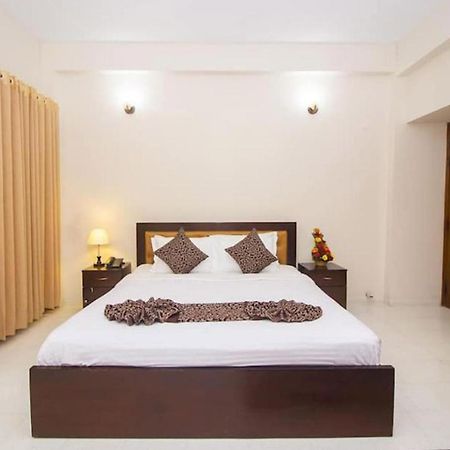 Hotel Suite Palace Baridhara Dhaka Ngoại thất bức ảnh