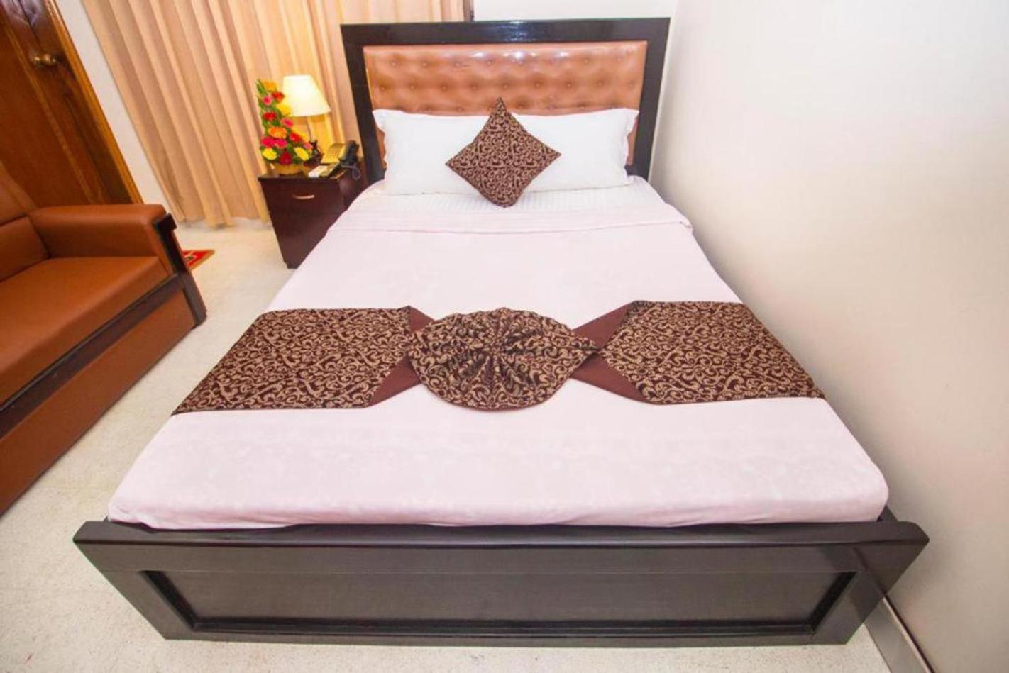 Hotel Suite Palace Baridhara Dhaka Ngoại thất bức ảnh